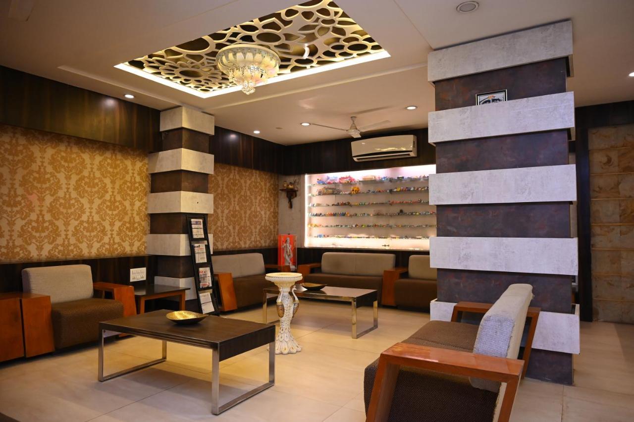 Hotel Center Point Solapur Exterior foto